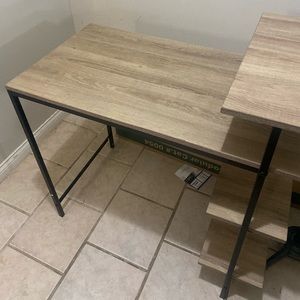 Cheap Walmart desk for sale!!